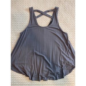 CRISS CROSS TOP